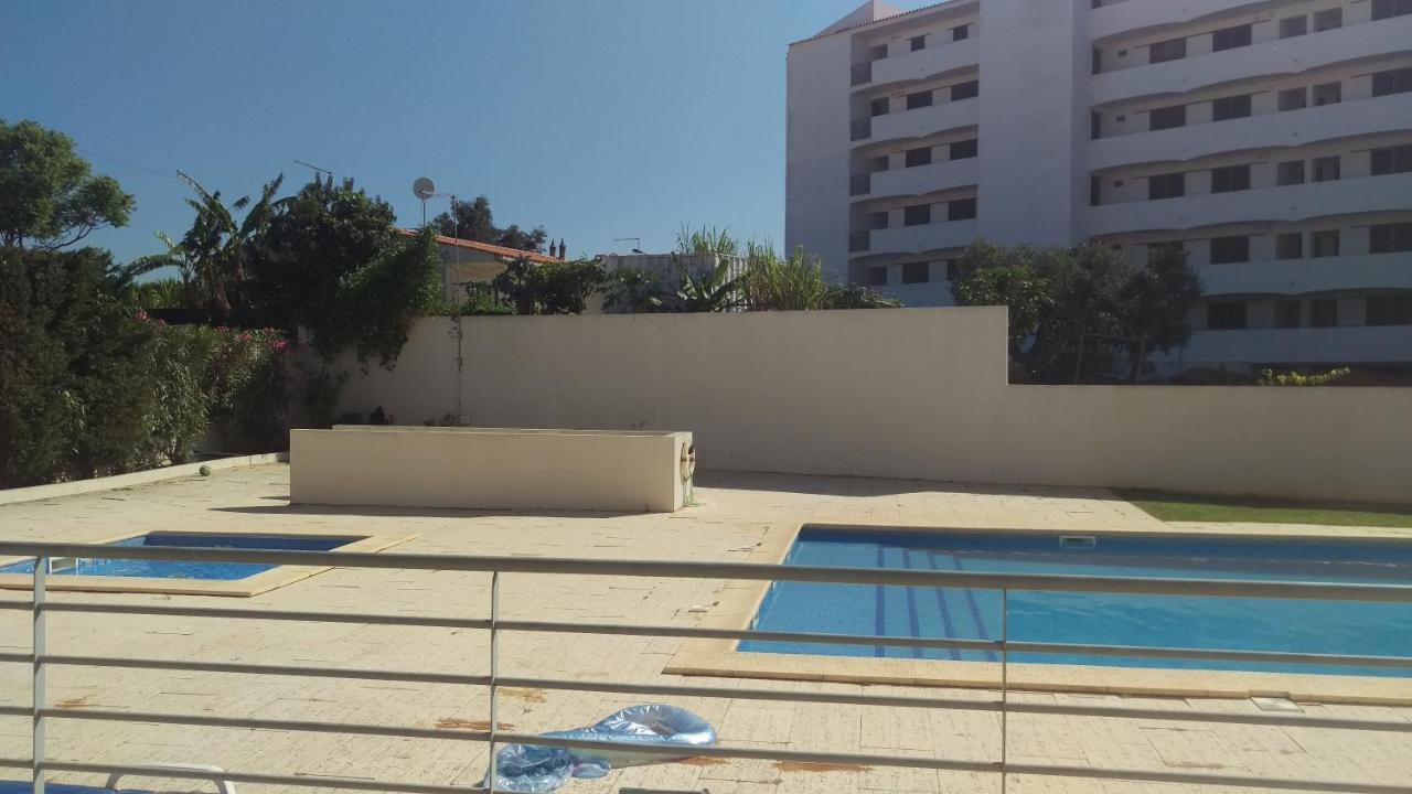 Modern 3 Bedroom Pool View. Albufeira Kültér fotó